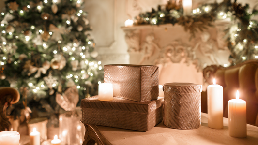 How to Create a Cozy Christmas Atmosphere with Candlelight